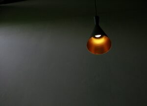 pendelleuchten für eine stilvolle esstischbeleuchtung